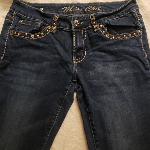 Jeans - Picture 2 of 4